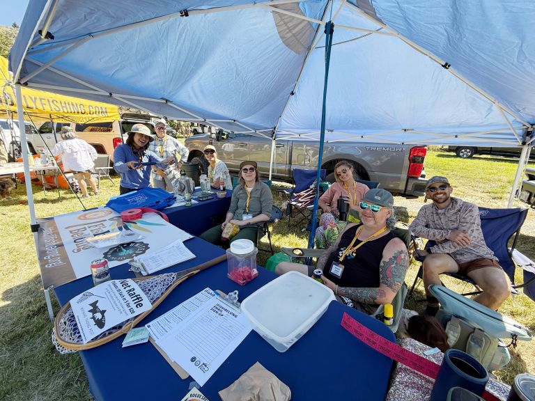 iFishiBelong Volunteer - iFiB Booth